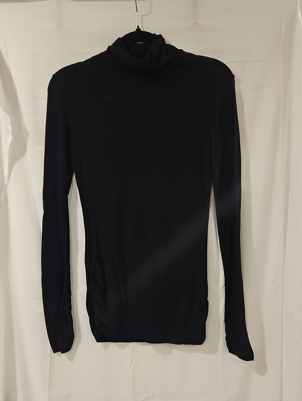 Arden B. Vintage Y2K Black Long Sleeve Mock Neck Top